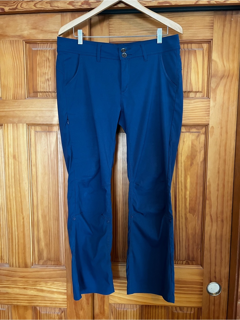 EUC Prana Women’s Hiking Pants in Blue